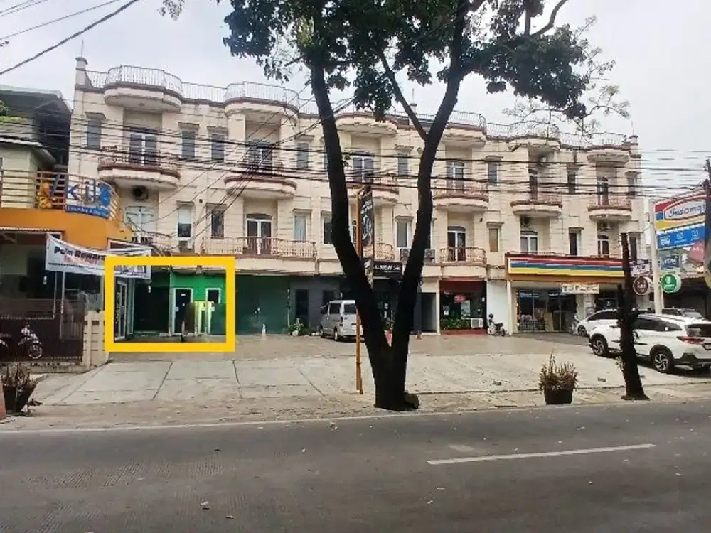 Disewakan Ruko Lantai Dasar, Luas 87m2 di Pejaten Raya