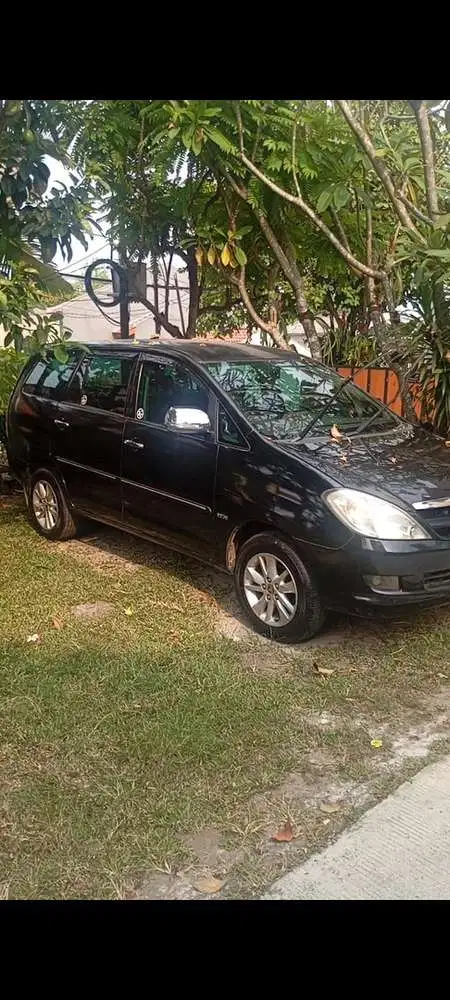 Toyota Kijang Innova 2006 Bensin