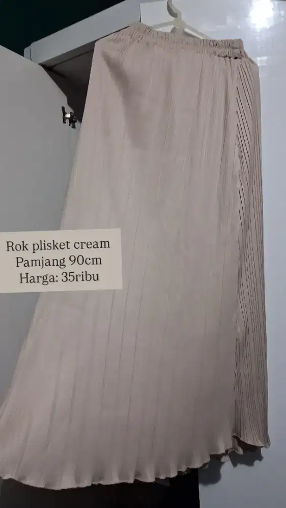 Rok panjang plisket