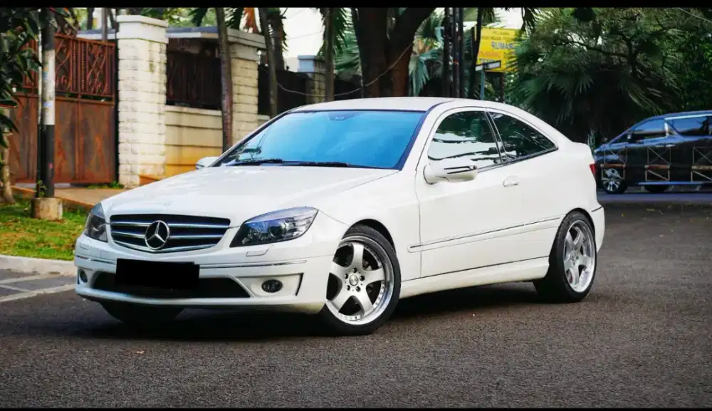 Mercedes w204 c200 coupe 2009