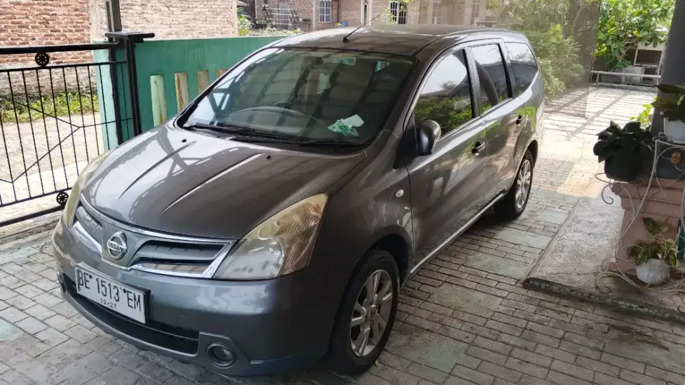 Grand Livina 1.5 SV 2012