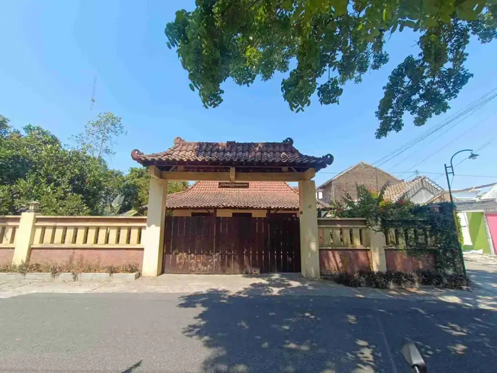 Rumah klasik pendopo joglo area gito gati