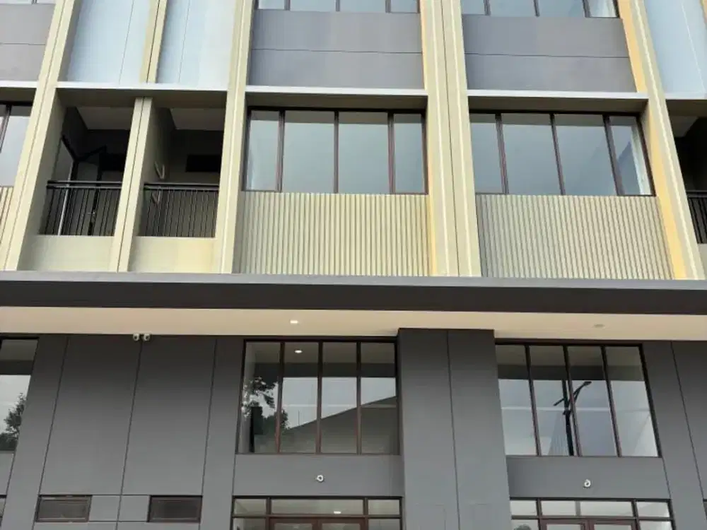DISEWAKAN  Ruko HAMPTON EAST STUDIO Loft 2 MUKA