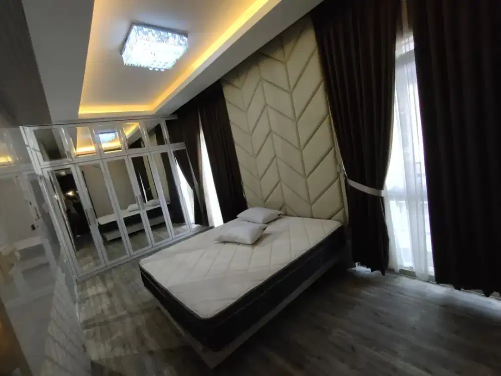 Disewakan Rumah 2,5 Lantai di Setra Permai Residence Bandung