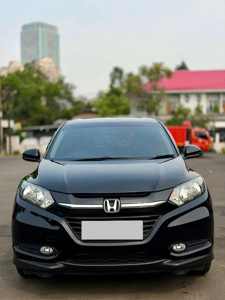 [HARGA CASH NEGO] HR-V E CVT FLoating 2017