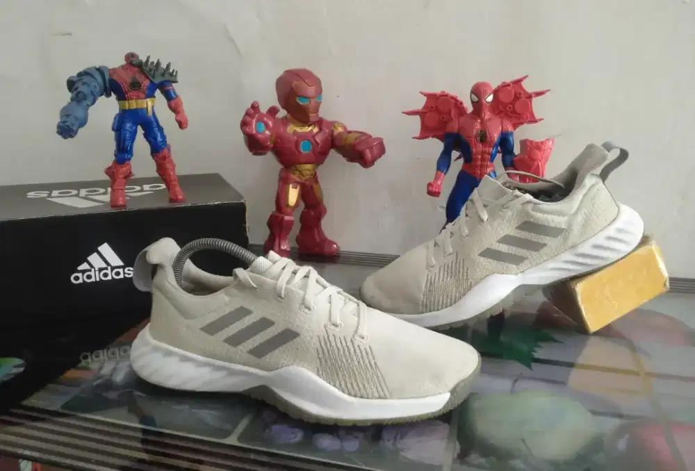 Sepatu Adidas Running Jogging