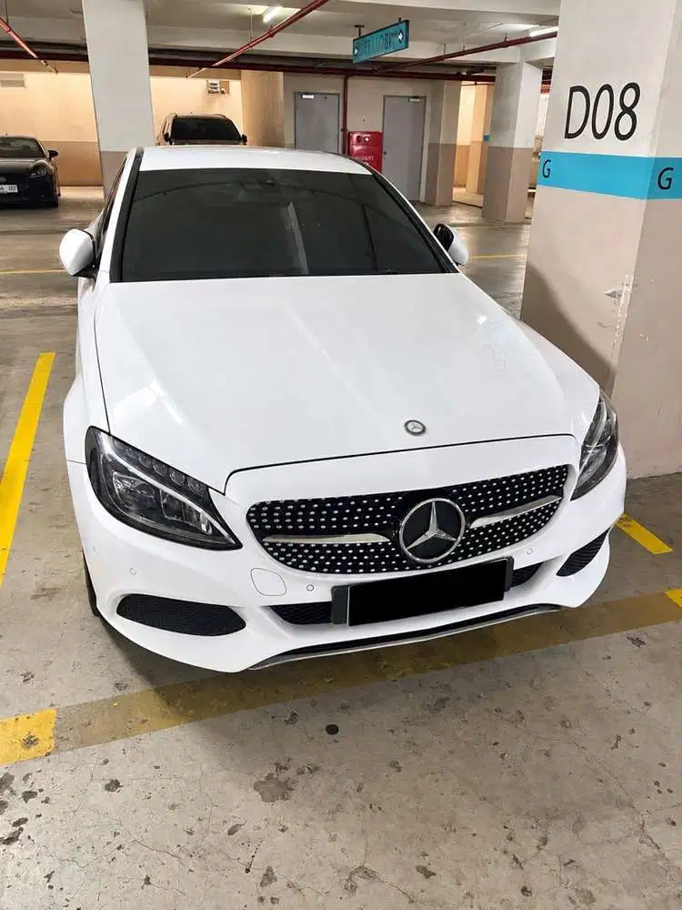 Mercedes-Benz C200 2017 Bensin