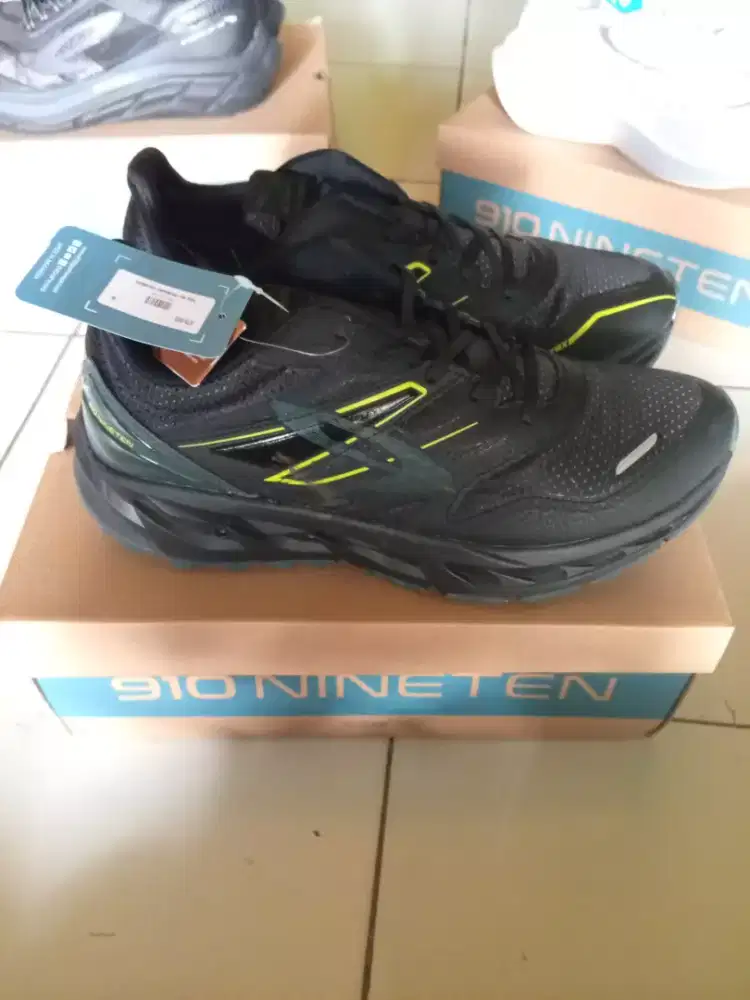 Jual cepat murah sepatu trail run 910 YUZA EVO