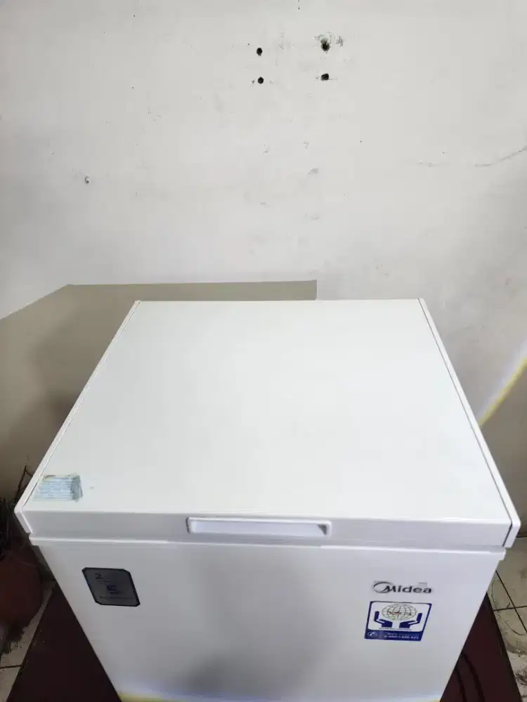 CHEST FREEZER MIDEA HS 129C Kapasitas 100 Liter