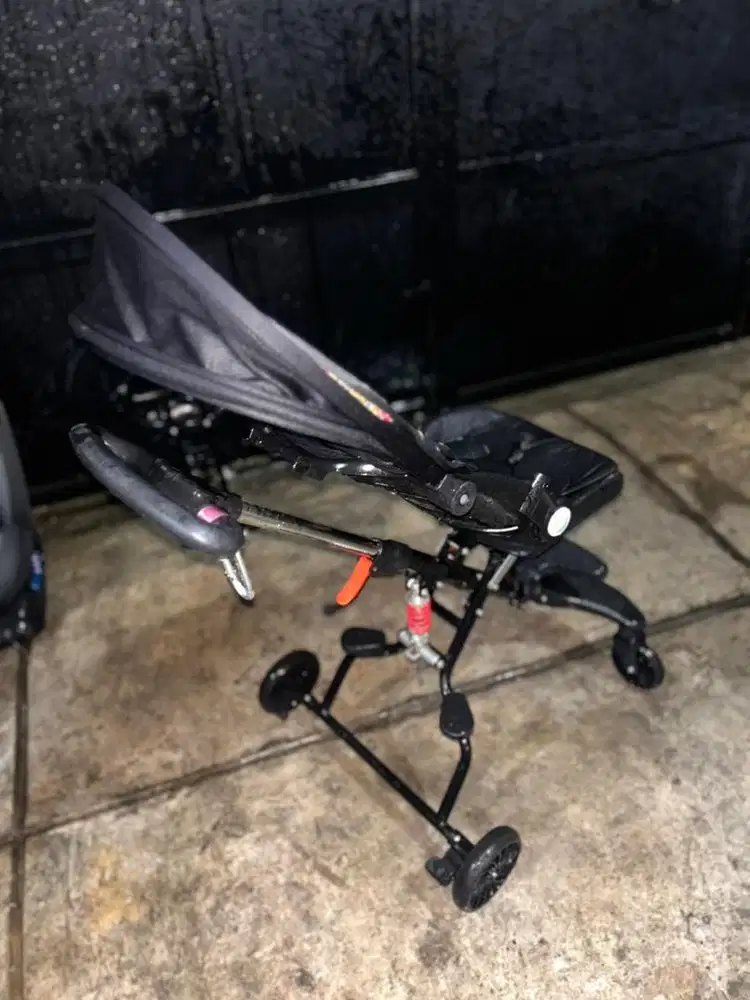Stroller duduk anak
