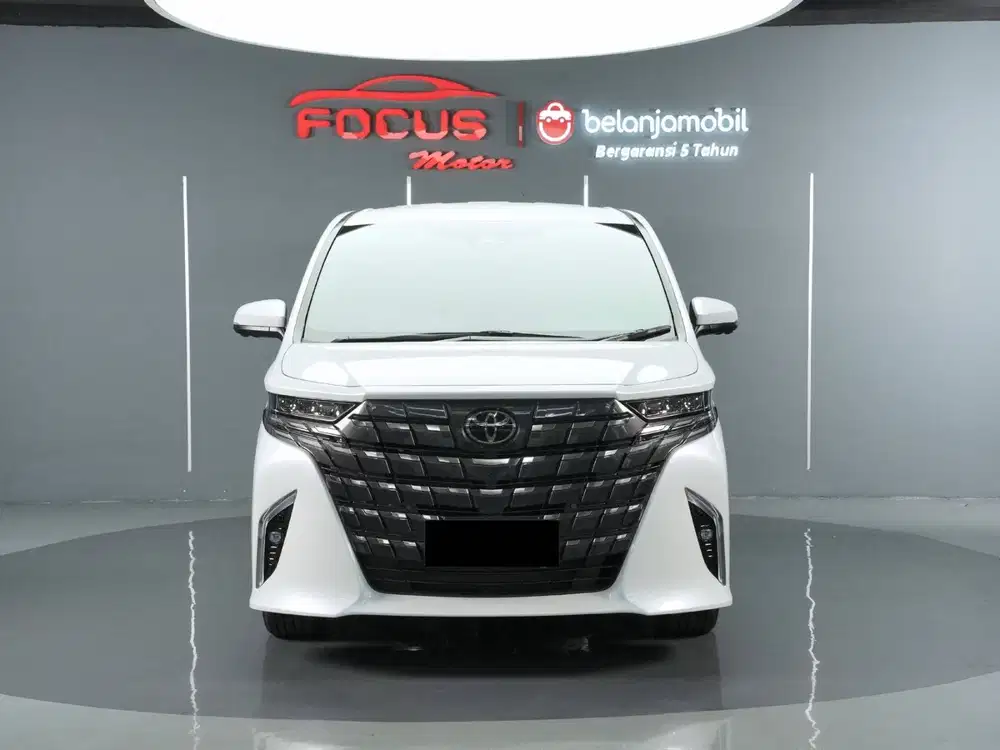 Toyota Alphard 2.5 HEV Hybrid TSS Pilot Set White 2025 Like New Low Km
