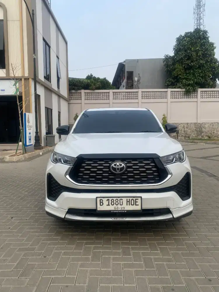 Toyota Zenix V Modelista Hybrid 2024