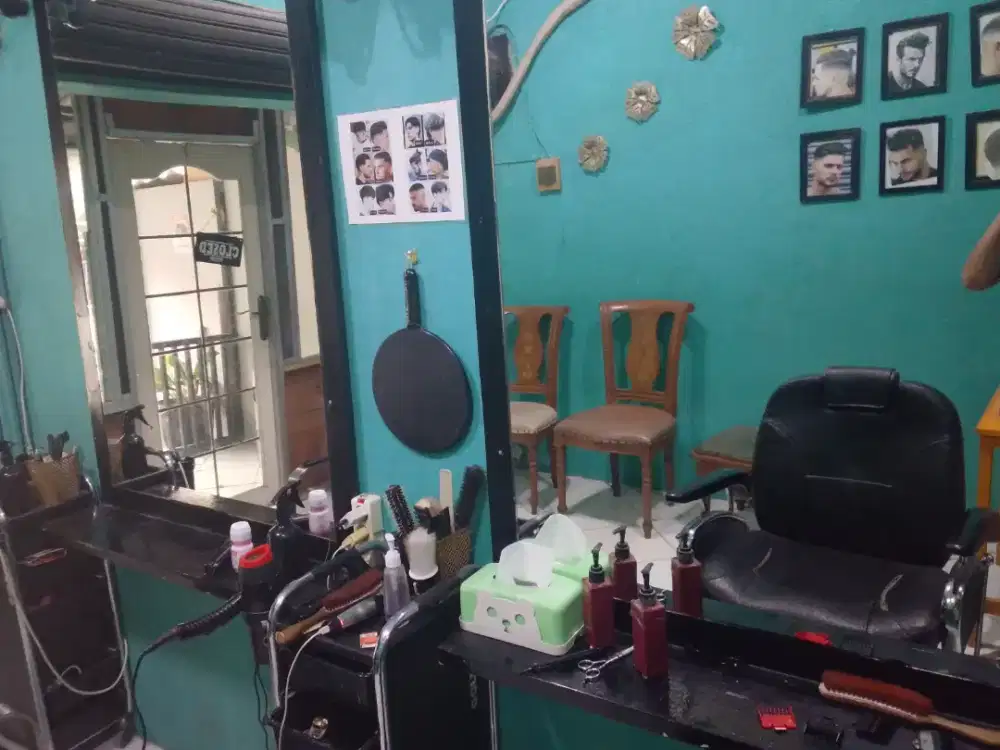 Dijual bekas kaca salon