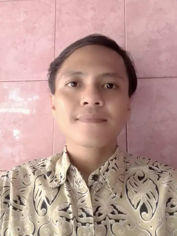SAYA SEDANG MENCARI PEKERJAAN DRIVER KANTOR/DRIVER HARIAN