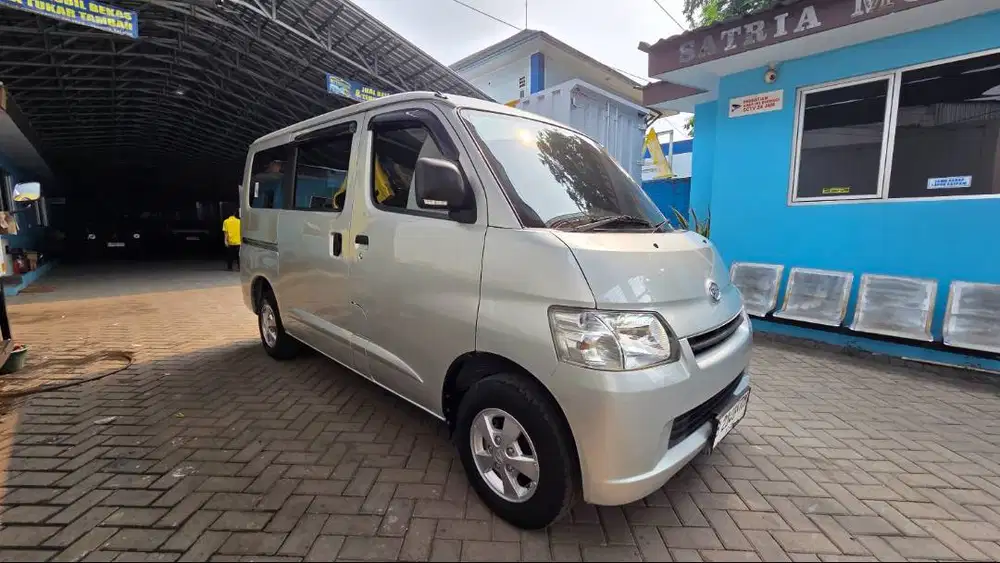 Daihatsu Granmax 1.3 D Face to Face MB (AC + VR) - 2024 - terawat