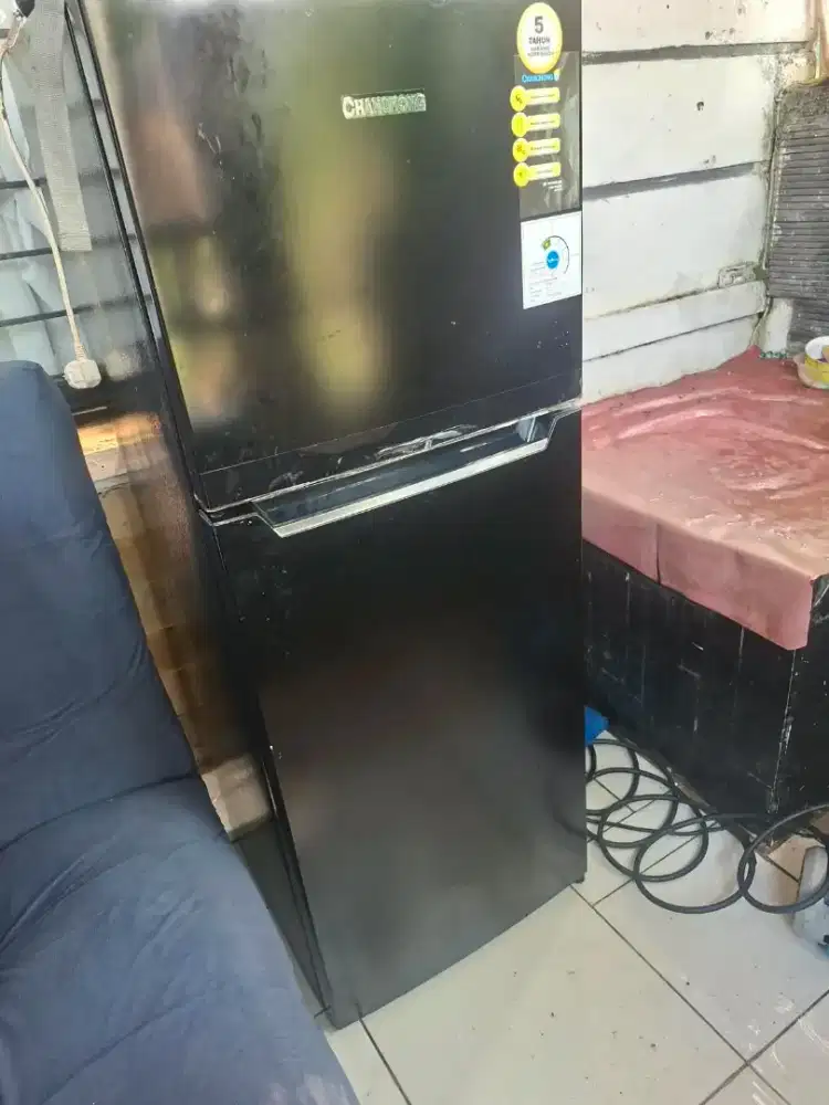 Kulkas 2 pintu changhong