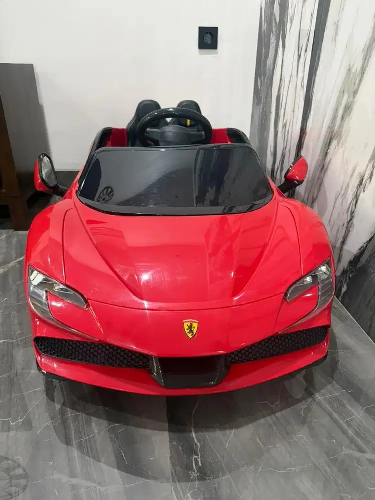 Dijual mobil aki second kondisi 100 persen bagus