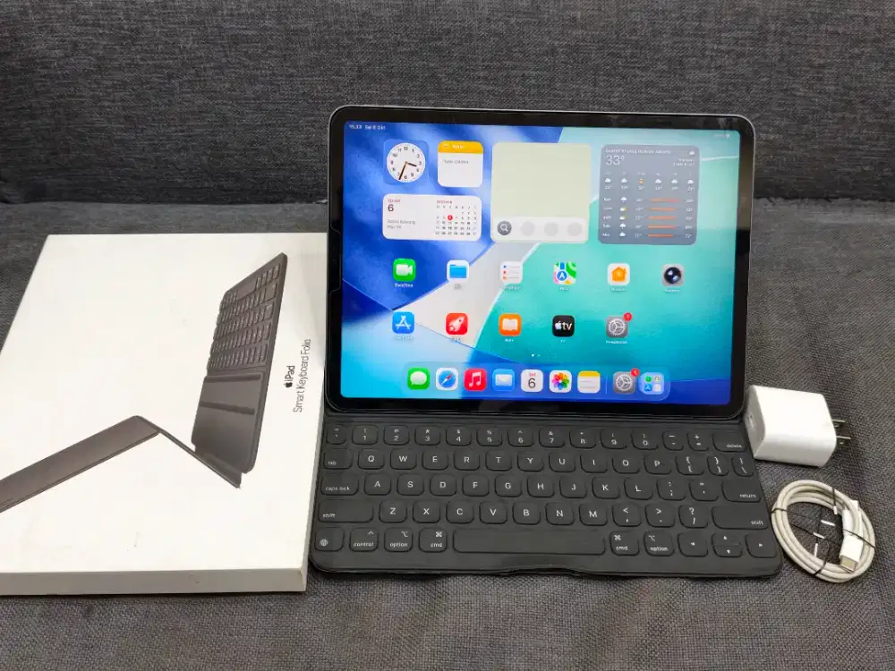 iPad Pro 11inch 2020 256Gb With Keyboard Smart Folio Original