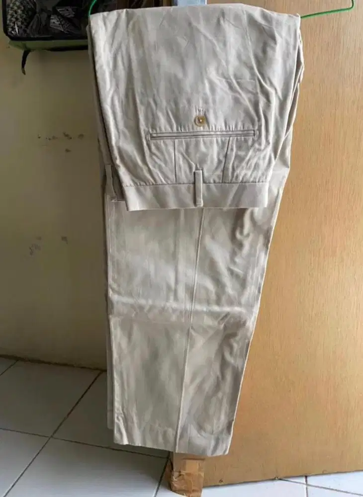 Celana Uniqlo second