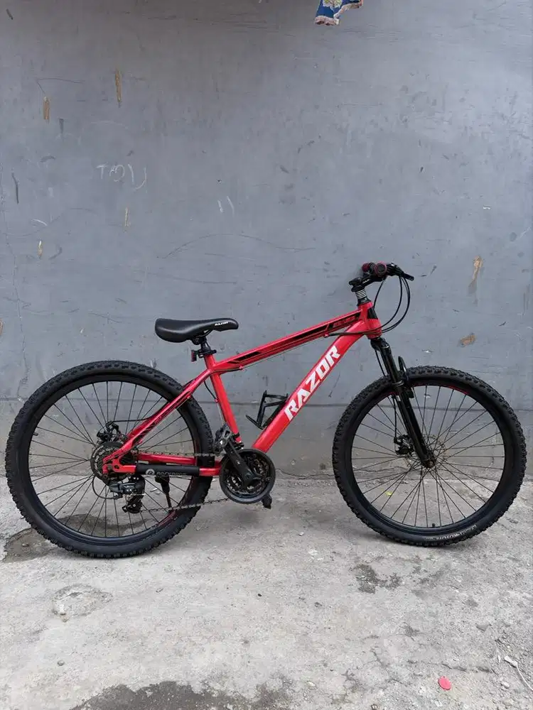 Sepeda MTB RAZOR