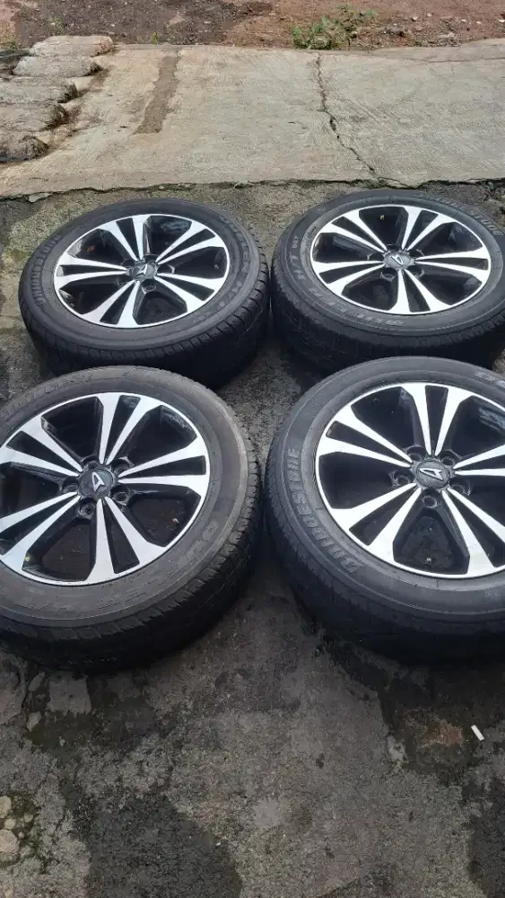 Velg terios ring 17 original