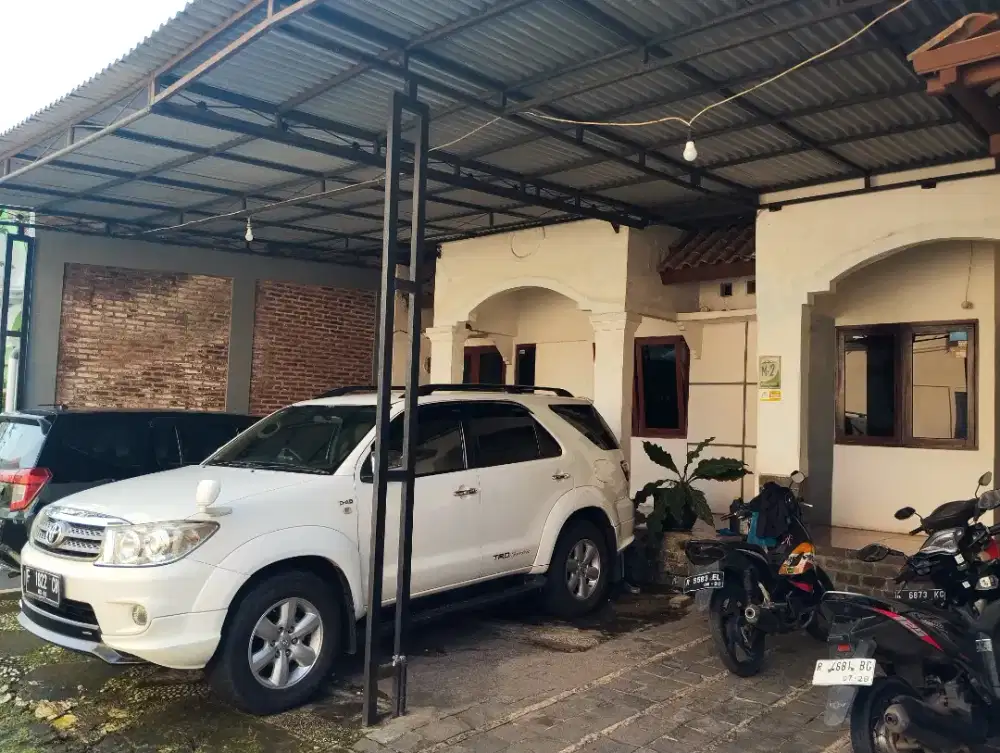 Dijual Rumah di Hook 2kapling