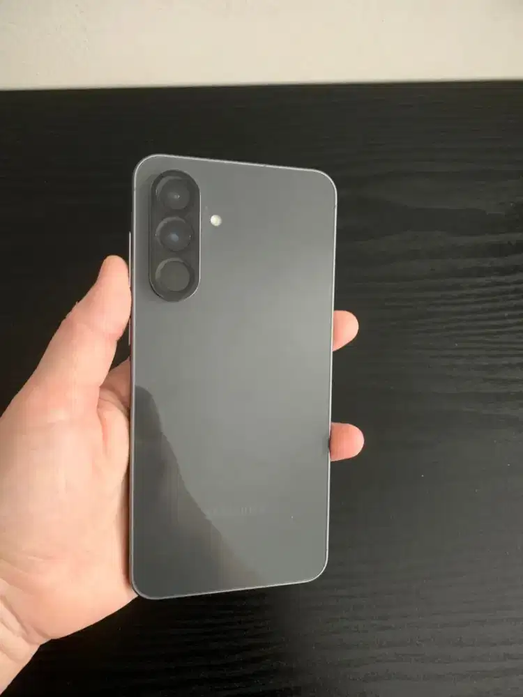 Samsung A56 8gb/256gb awesome graphite