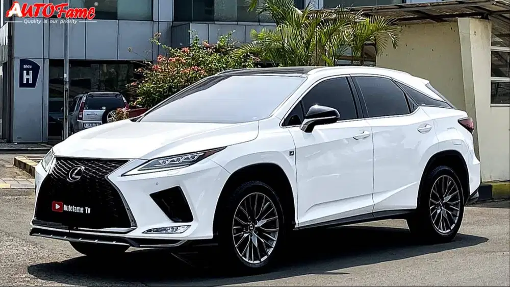 KM44RB  Lexus RX300 F-Sport FACELIFT NIK 2021 White On Black Fullspec