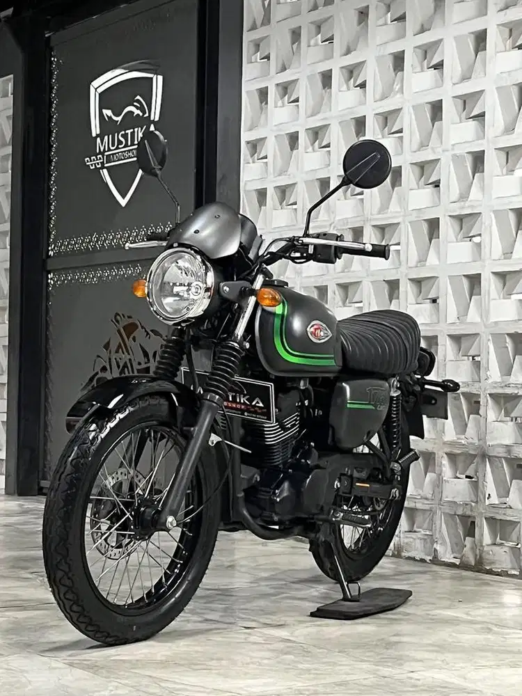 Kawasaki W175 Cafe 2022 Mustika Motor Sulfat DONNY