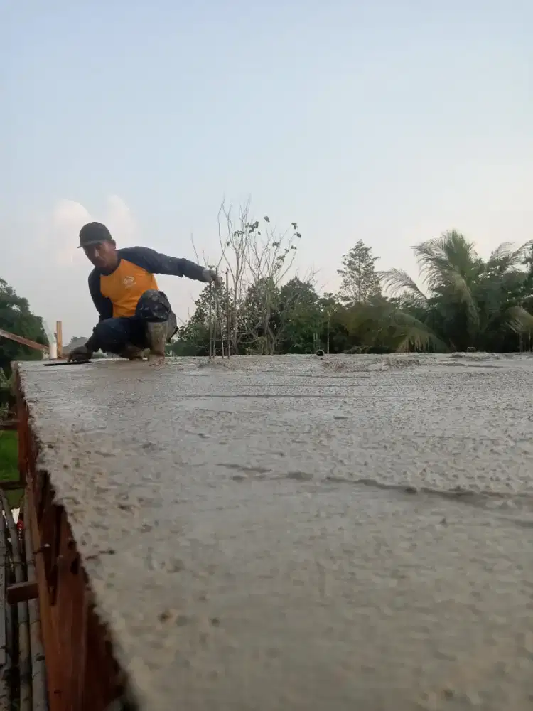 Tukang Bangunan