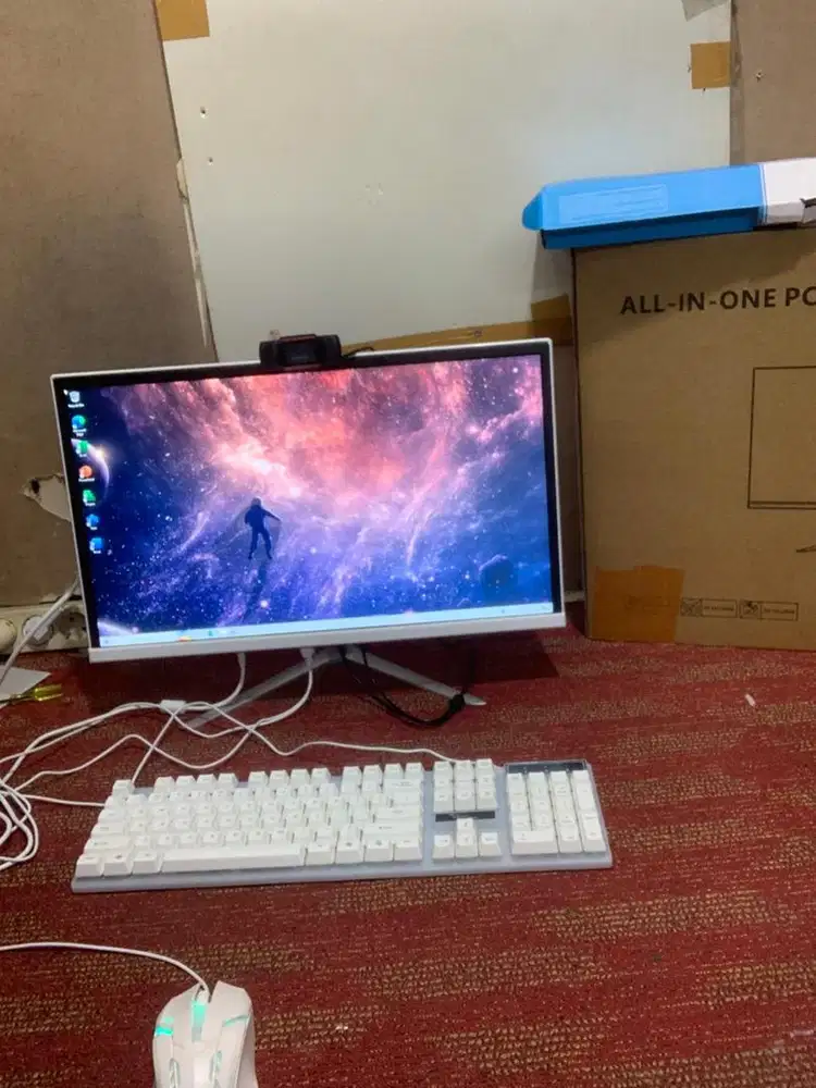 Desktop PC All In One Core i5 Ram 8gb SSD 128 Mulus Fullset