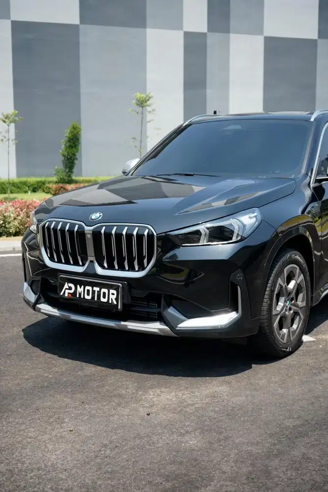 BMW X1 U11 2023 Black ( Very Low KM )