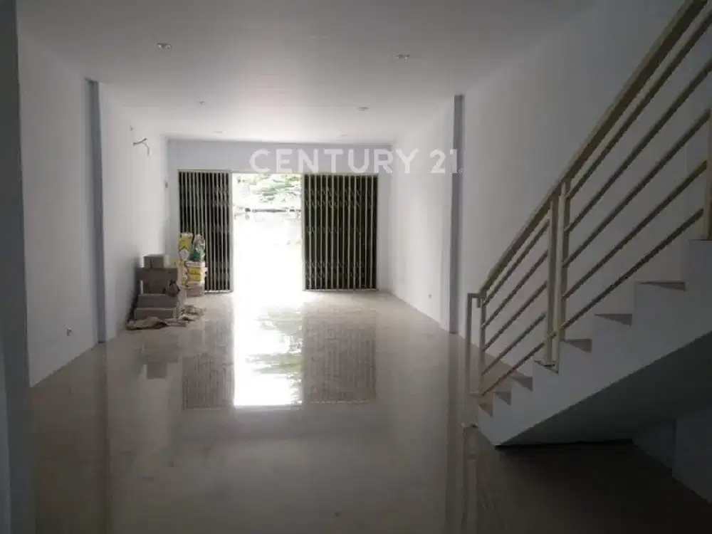 Ruko Strategis Gandaria Jakarta Selatan, LT 90 m² LB 185 m², 2 Lantai, SHM