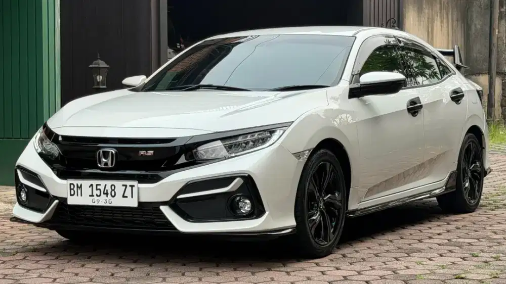 Honda Civic Hatchback RS AT tahun 2020