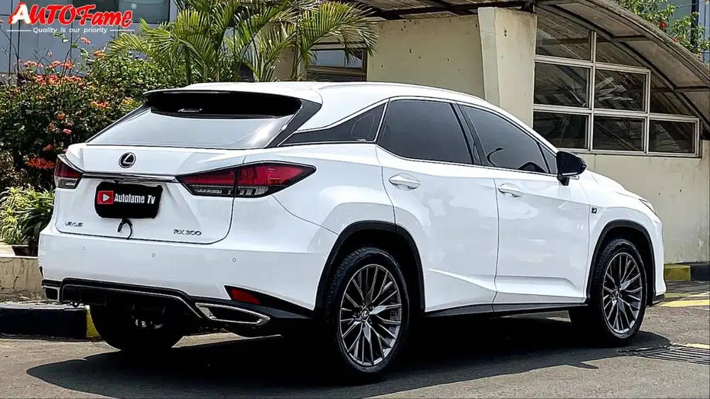 KM43RB Lexus RX300 F-Sport FACELIFT NIK 2021 White On Black Fullspec T