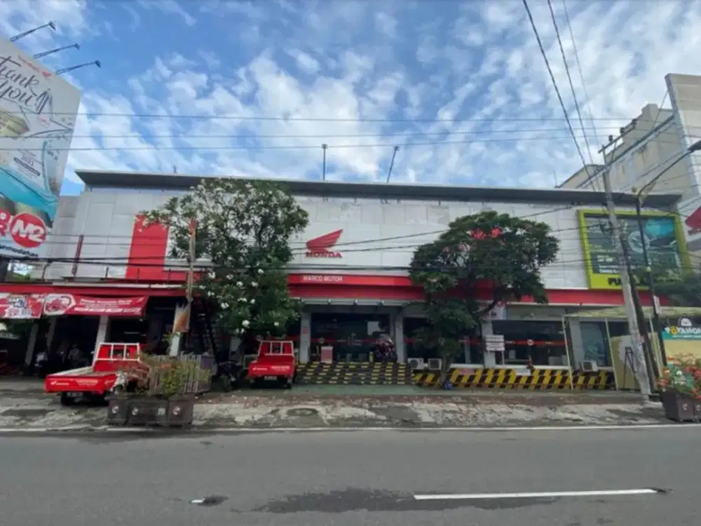 BW94 DIJUAL GEDUNG EX SHOWROOM STRATEGIS SHM DI NOL JALAN MADIUN