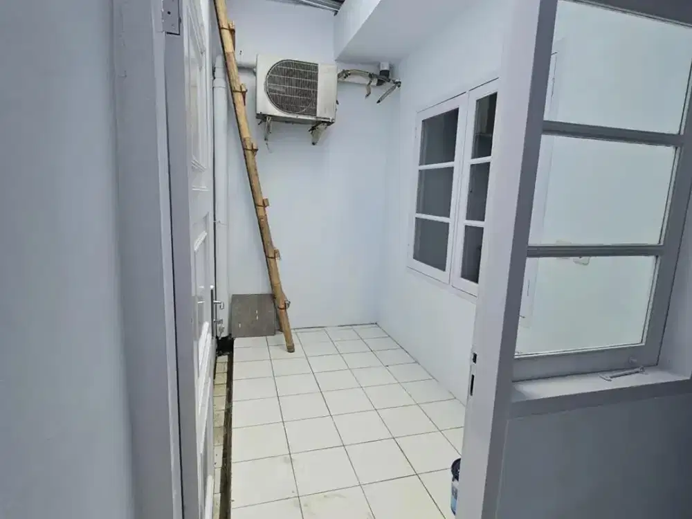 Dijual Rumah Cantik Rapi Siap Huni Di Kota Wisata