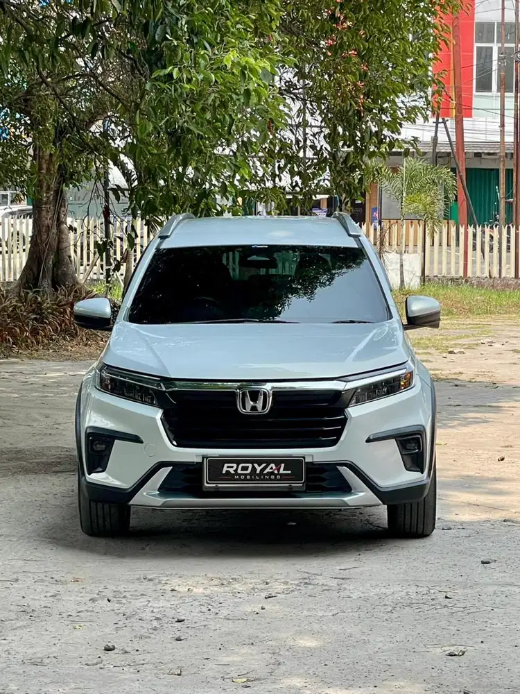 Honda BRV Prestige HS Matic 2023, KM 20 rb nego