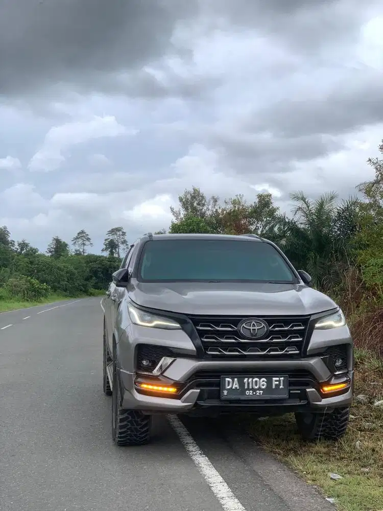 Forsale Fortuner Brown VRZ Tetradrive 4x4 AT Diesel 2017