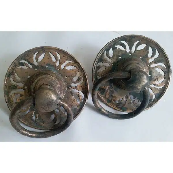 Sepasang Unik Pegangan pintu gebyok - art deco terbuat dari bahan kuni