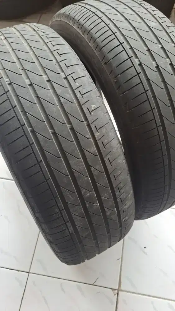 Ban 205 60 r16 bridgestone 2pcs