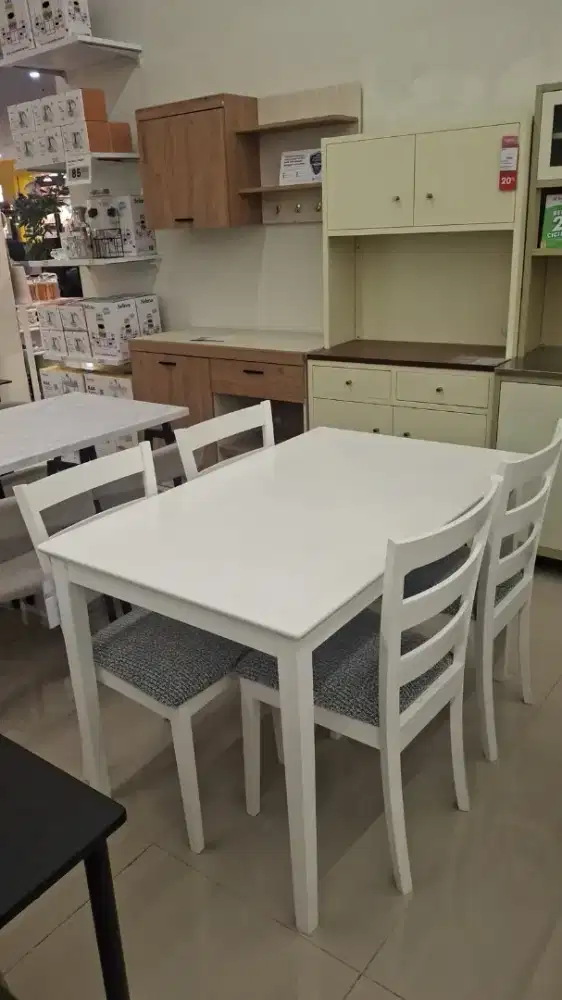 MEJA YANIA DINING SET