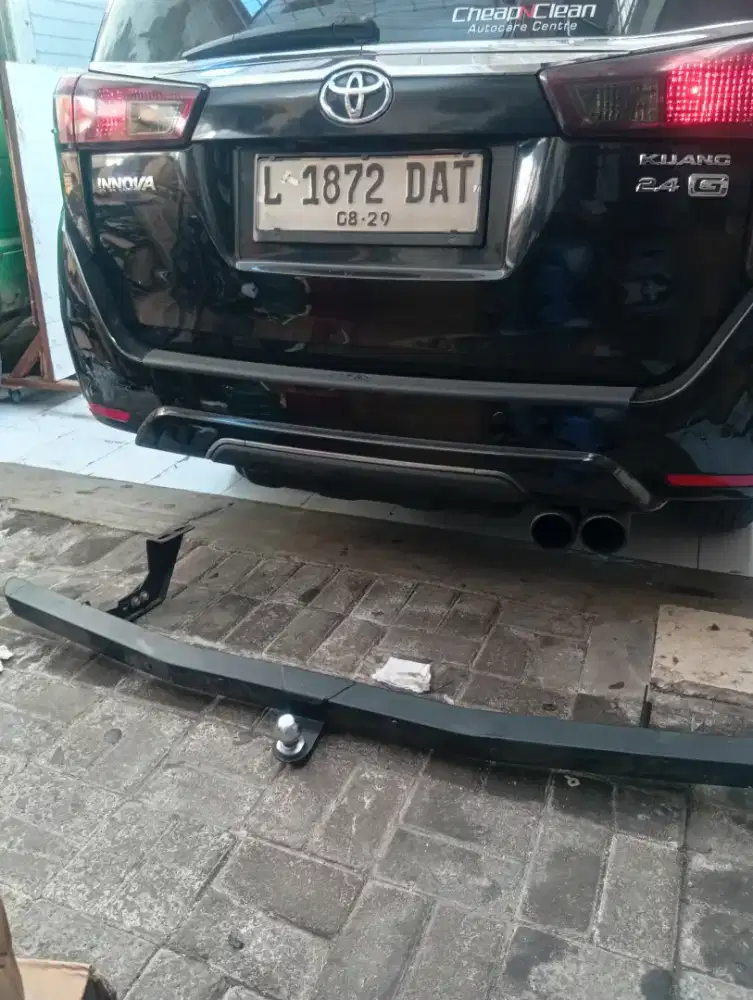 Bamper tuwing belakang innova rebone