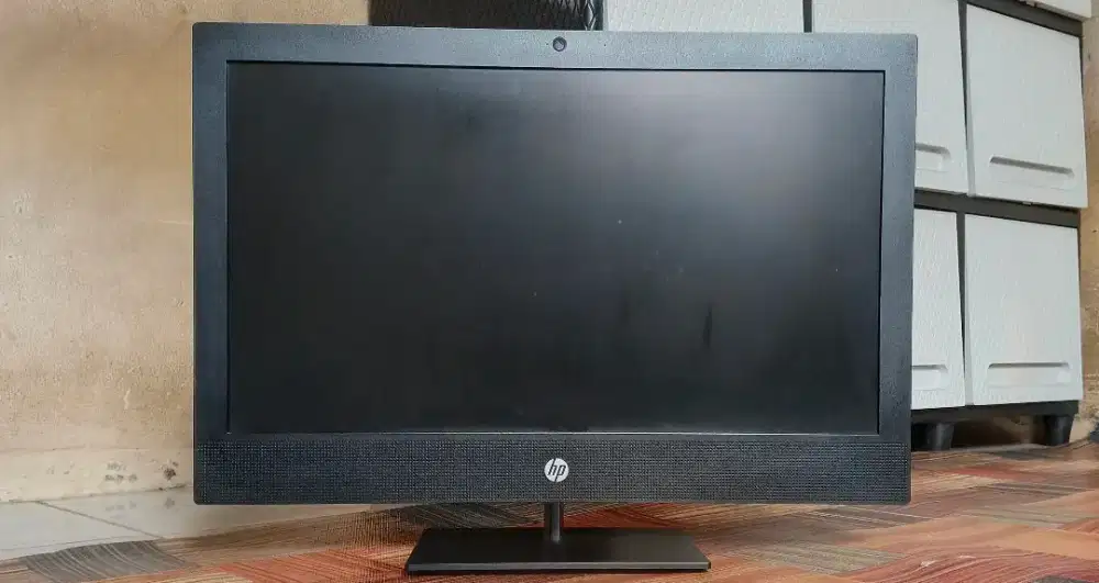 PC AIO Intel Core i3-8100 Ram 8GB SSD 128GB HDD 500GB Layar 20 inci
