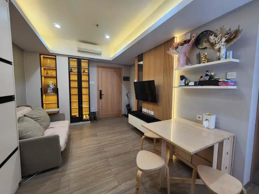 Dijual Apartemen royal mediterania garden residences type 2 Bedroom furnished
