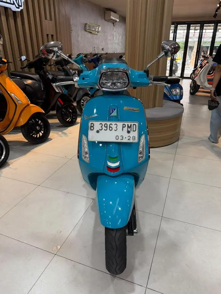 VESPA SPRINT S 150 IGET ABS 2023 BIRU - TERMURAH