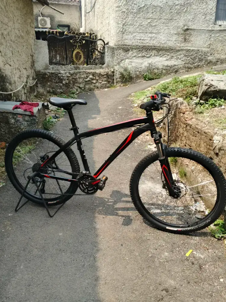 Sepeda MTB specialized hardrock sport UK 26 M