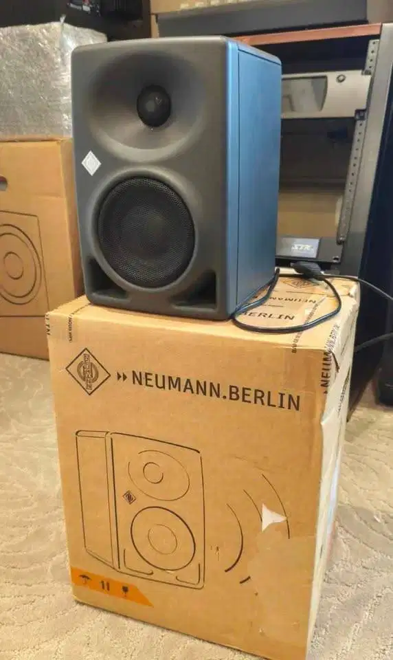 Neumann KH 80 DSP 4 inch Powered Studio Monitor Speaker (SEPASANG)