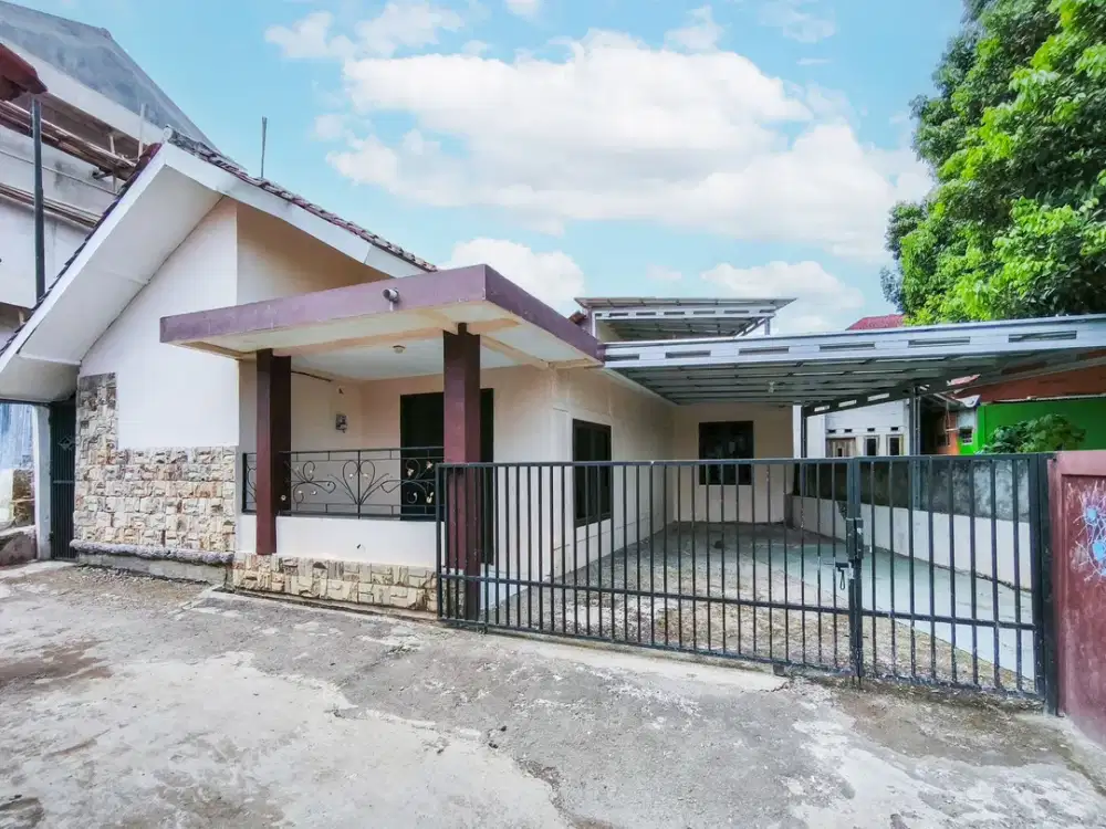 Rumah SHM Luas 9 Menit ke RS Hermina Bogor 3 Kamar Hadap Timur J-46044