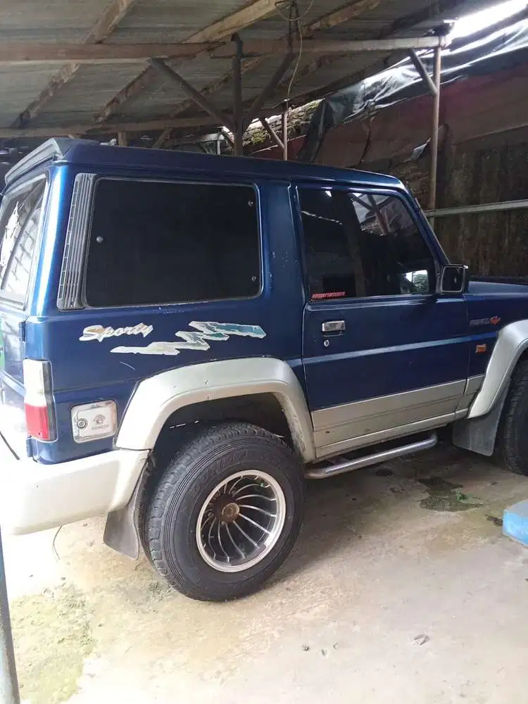 Daihatsu Feroza 1995 Bensin